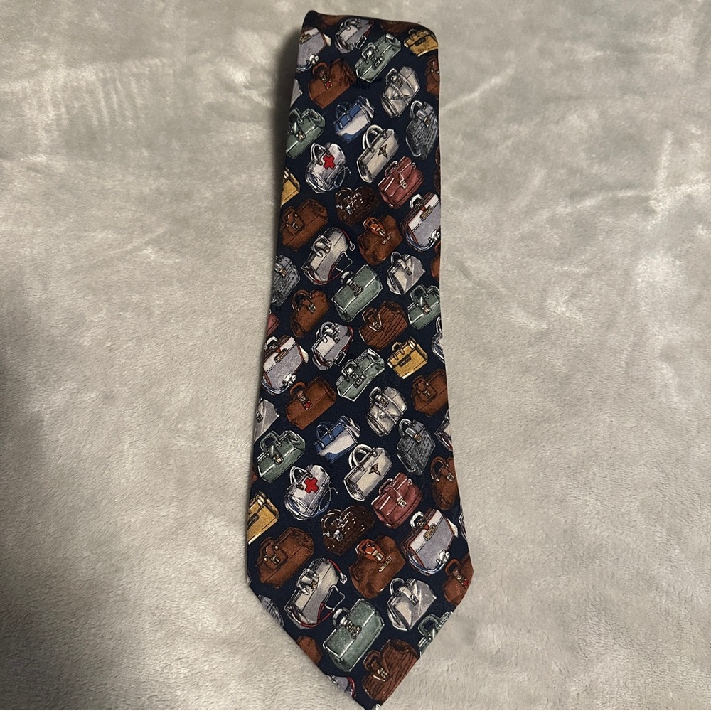 Nicole Miller Vintage Necktie – Doctor’s Bag Print Medical Theme Tie